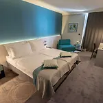 Hotel Kolovare 4*
