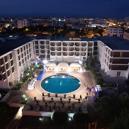 Hotel Kolovare
