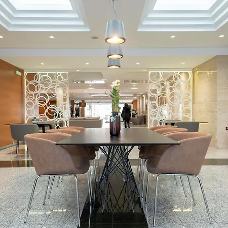 Hotel Kolovare 4*