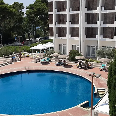 Hotel Kolovare