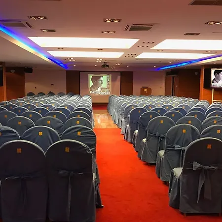 Hotel Kolovare 4*