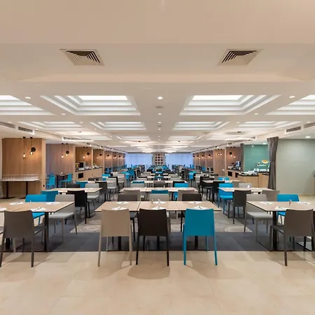 科洛瓦尔酒店 酒店